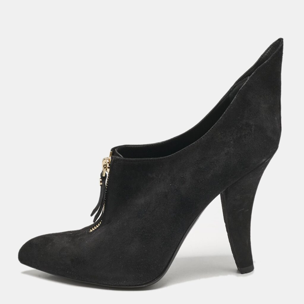 Louis Vuitton Black Suede Pointed Toe Ankle Booties Size 38.5