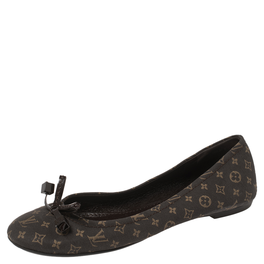 luxury-women-louis-vuitton-used-shoes-p458948-008 Louis Vuitton Brown Monogram Mini Lin Canvas Debbie Ballet Flats Size 36.5