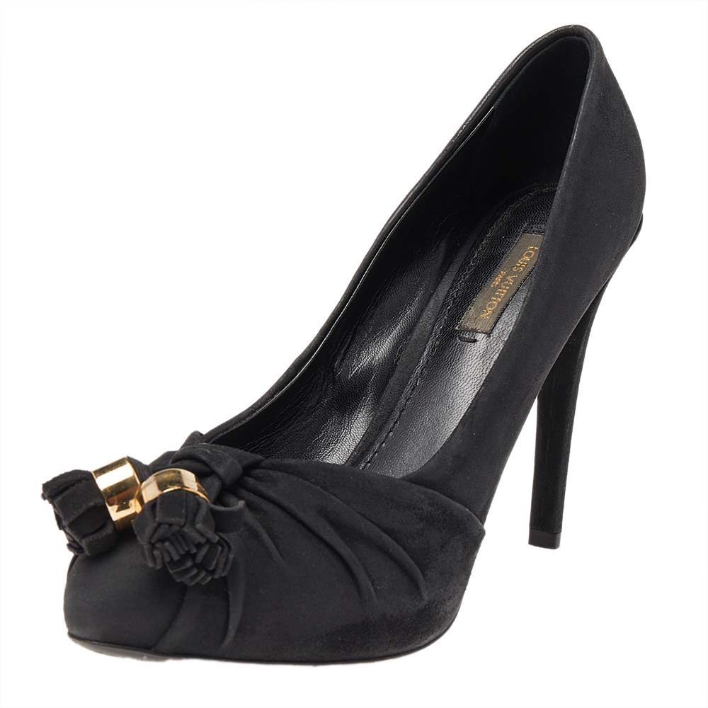 luxury-women-louis-vuitton-used-shoes-p492269-006 Louis Vuitton Black Suede Knot Confident Tassel Platform Pumps Size 37