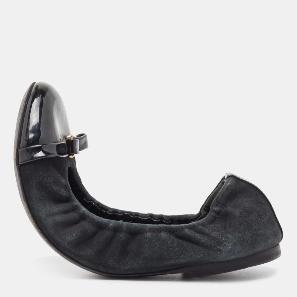 luxury-women-louis-vuitton-used-shoes-p890157-003 Louis Vuitton Black Suede and Patent Leather Scrunch Ballet Flats Size 37