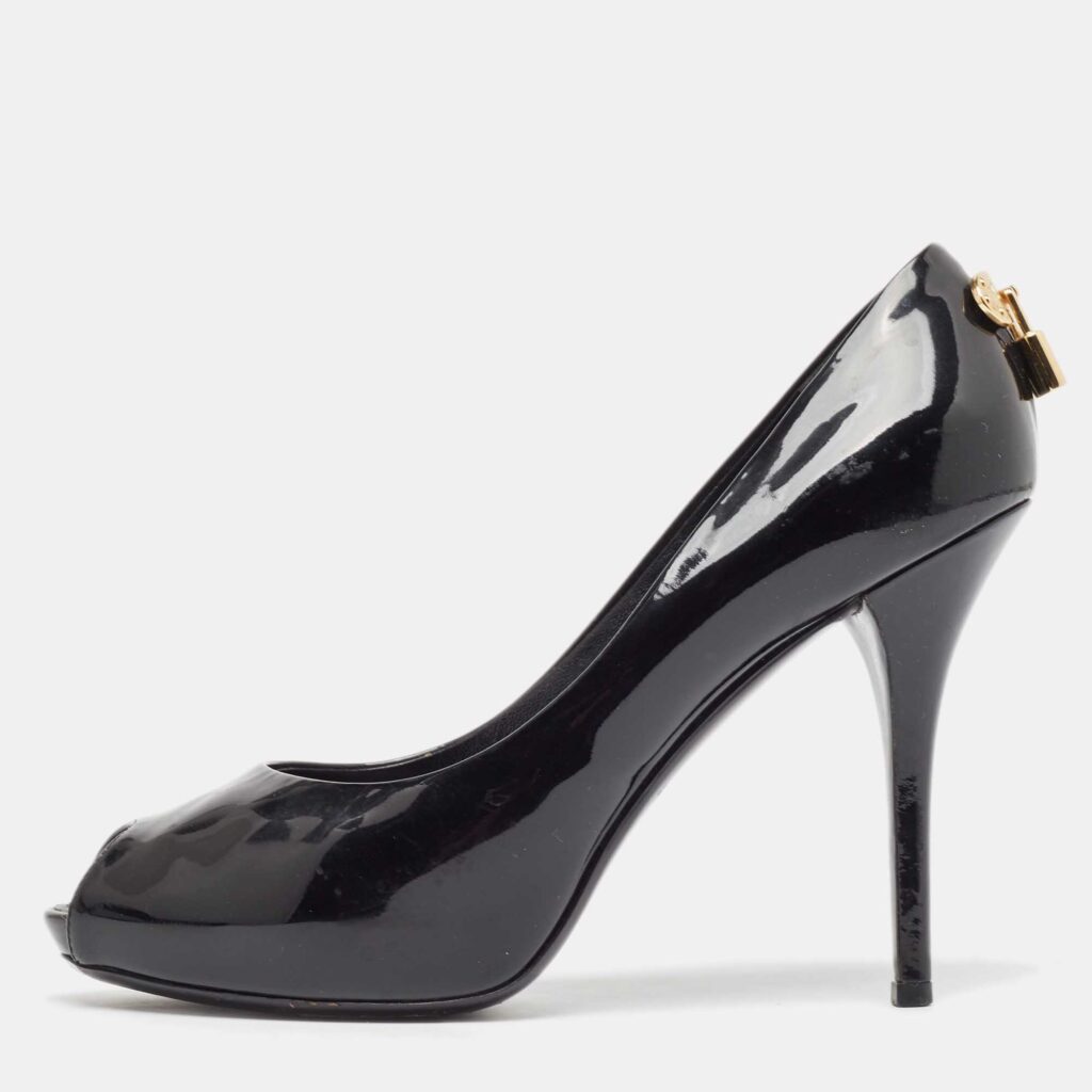 luxury-women-louis-vuitton-used-shoes-p978376-003 Louis Vuitton Black Patent Lock It Pumps Size 39.5