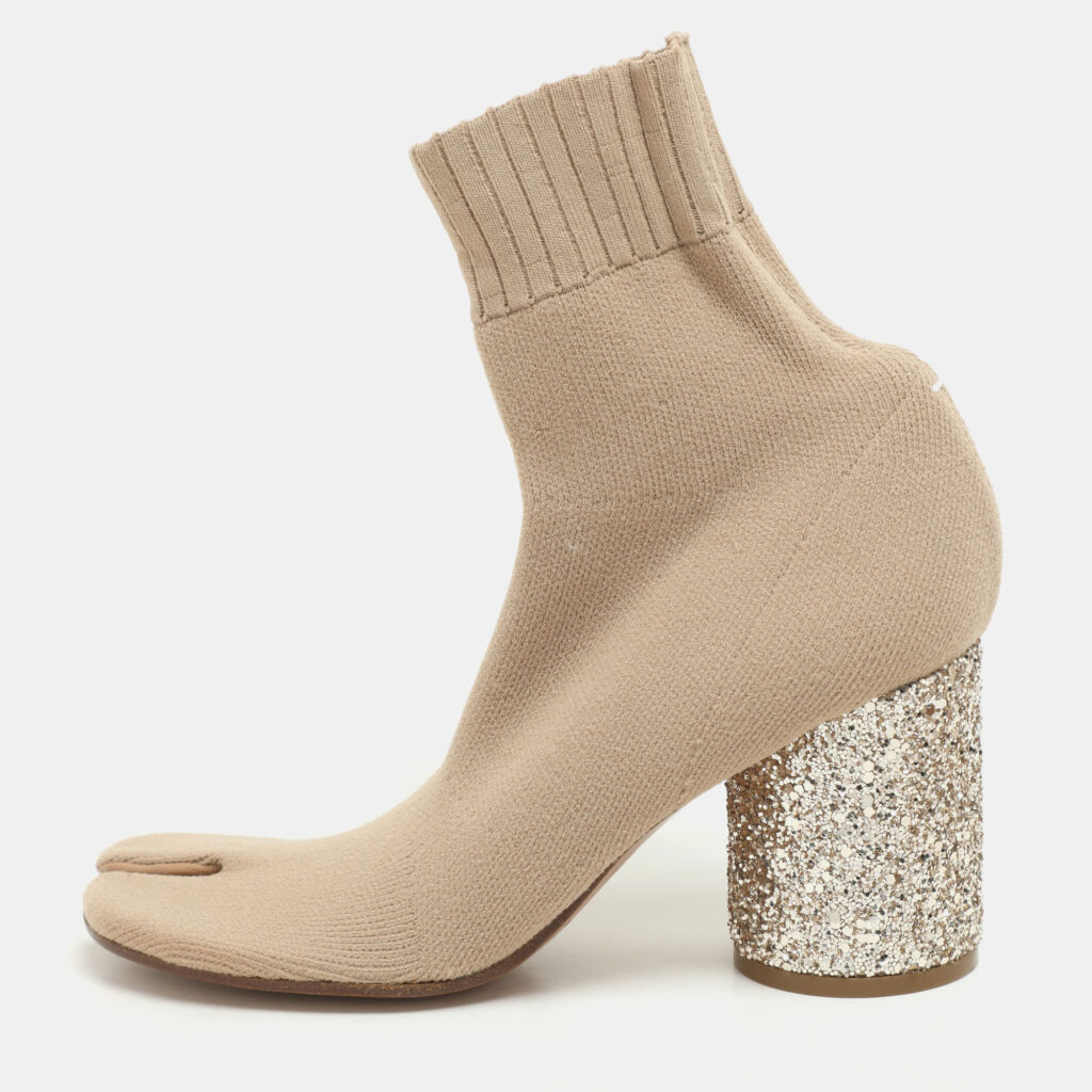 luxury-women-maison-martin-margiela-used-shoes-p1170519-005 Maison Martin Margiela Beige Knit Fabric Tabi Sock Ankle Length Boots Size 37