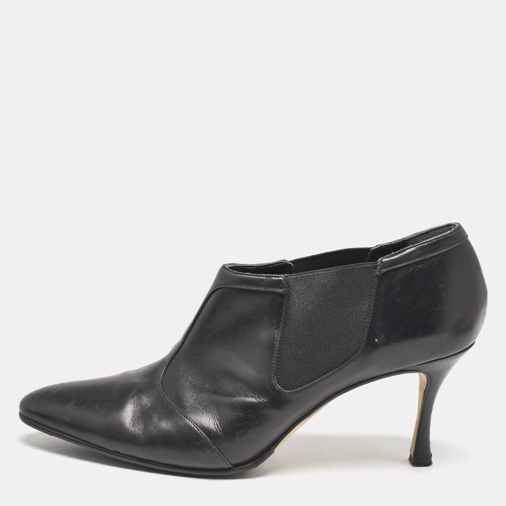 luxury-women-manolo-blahnik-used-shoes-p1147420-008 Manolo Blahnik Black Leather Pointed Toe Ankle Length Boots Size 41.5