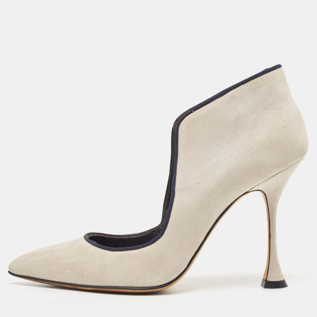 luxury-women-manolo-blahnik-used-shoes-p938173-010 Manolo Blahnik Grey Suede Pointed Toe Pumps Size 36.5