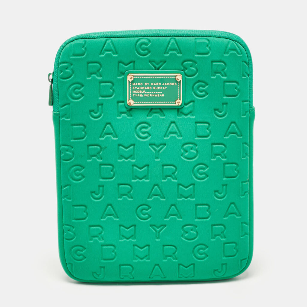 luxury-women-marc-by-marc-jacobs-used-accessories-p1077148-001 Marc by Marc Jacobs Green Neoprene Vertical Dreamy Tablet Case