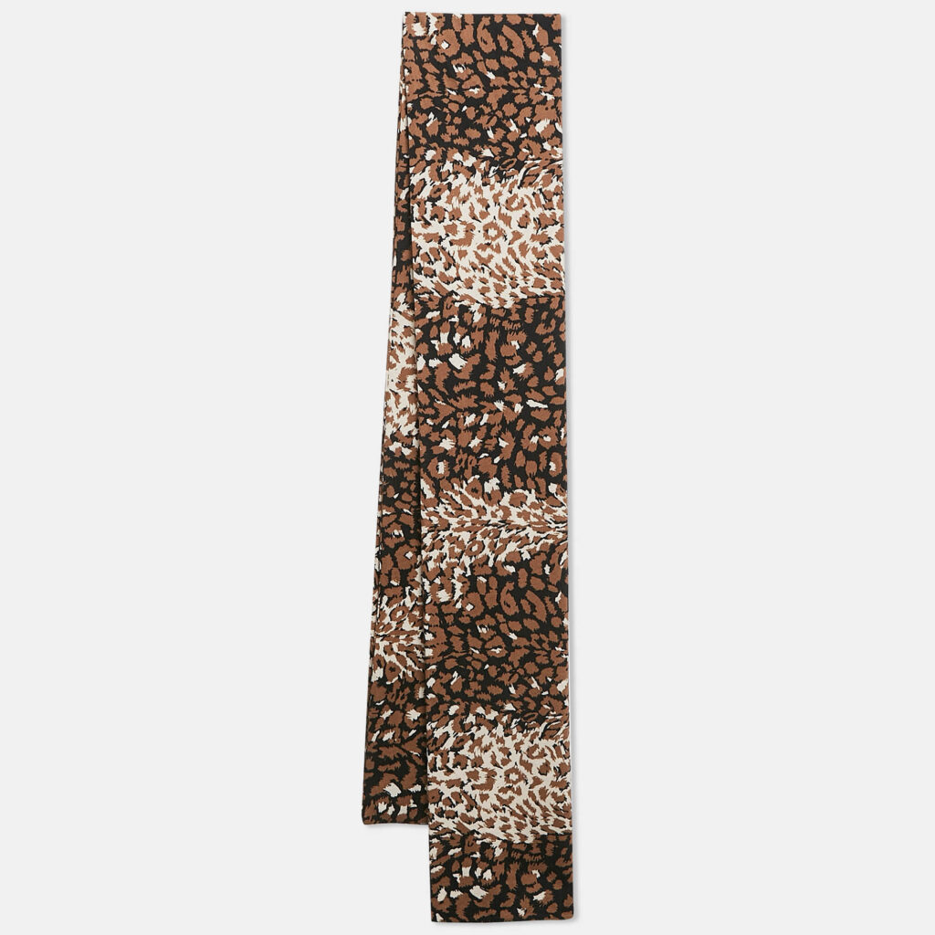 luxury-women-marc-by-marc-jacobs-used-accessories-p1093415-005 Marc by Marc Jacobs Brown Animal Print Cotton Stole