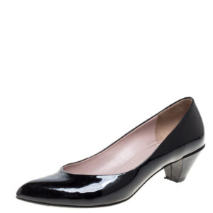 Marc by Marc Jacobs Black Patent Leather Pumps Size 37