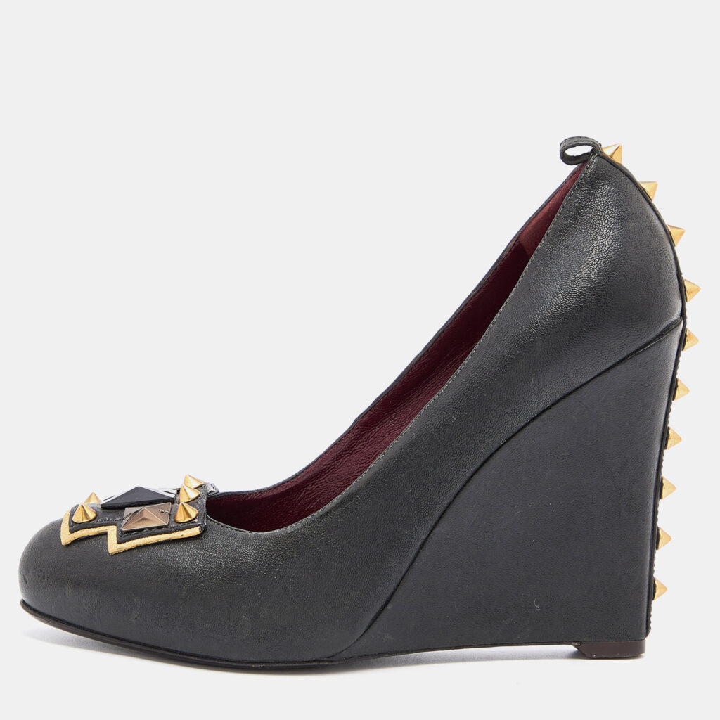luxury-women-marc-by-marc-jacobs-used-shoes-p790665-003 Marc by Marc Jacobs Black Leather Embellished Platform Wedge Pumps Size 37
