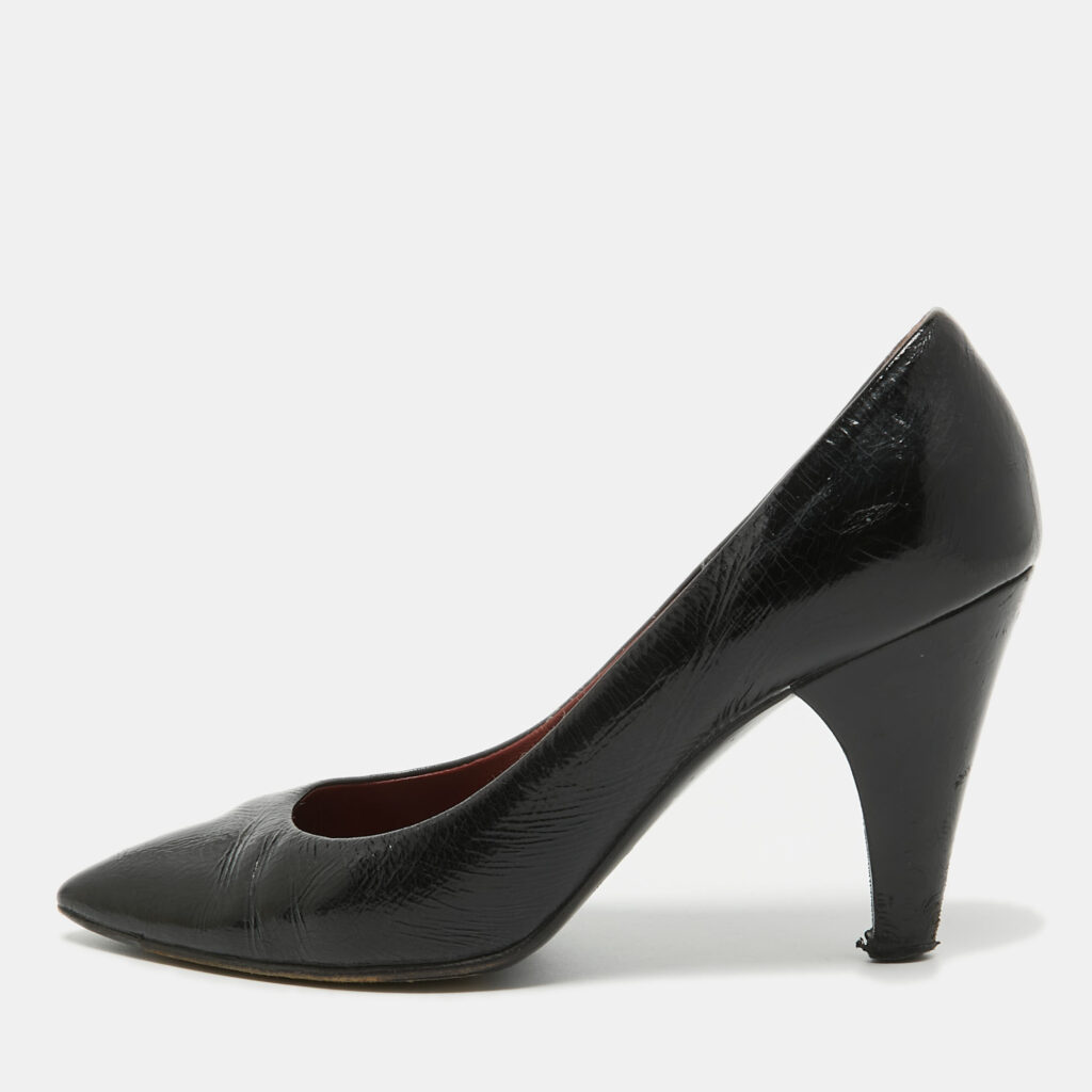 luxury-women-marc-by-marc-jacobs-used-shoes-p919294-001 Marc by Marc Jacobs Black Patent Leather Pumps Size 38