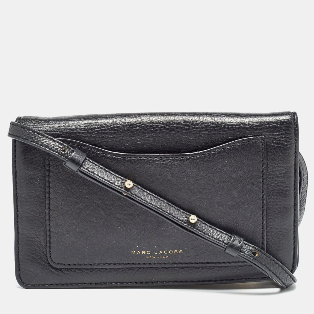 luxury-women-marc-jacobs-used-handbags-p994292-013 Marc Jacobs Black Leather Recruit Wallet on Strap