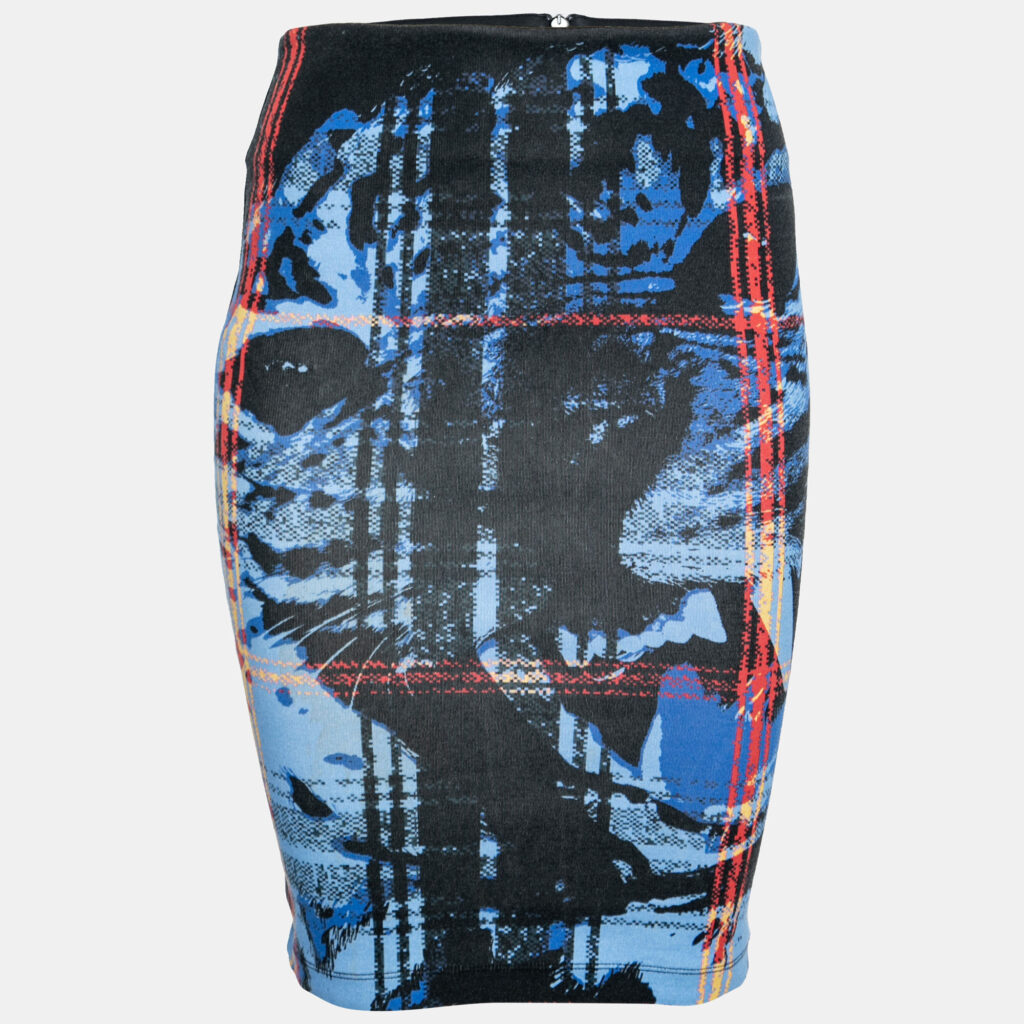 luxury-women-mcq-by-alexander-mcqueen-used-clothes-p652866-001-1 McQ By Alexander McQueen Black & Blue Printed Cotton Pencil Skirt S