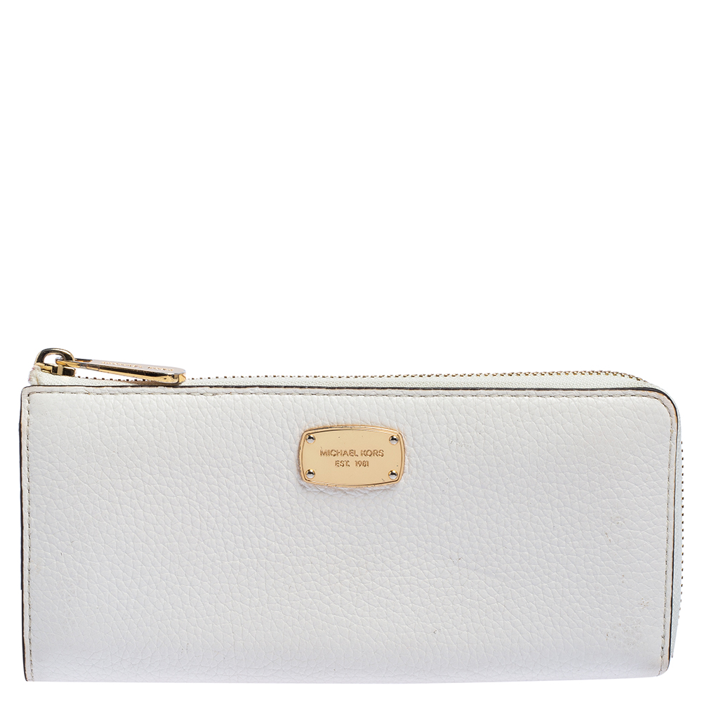 luxury-women-michael-kors-used-handbags-p540484-001-1 Michael Kors Off White Leather Zip Continental Wallet