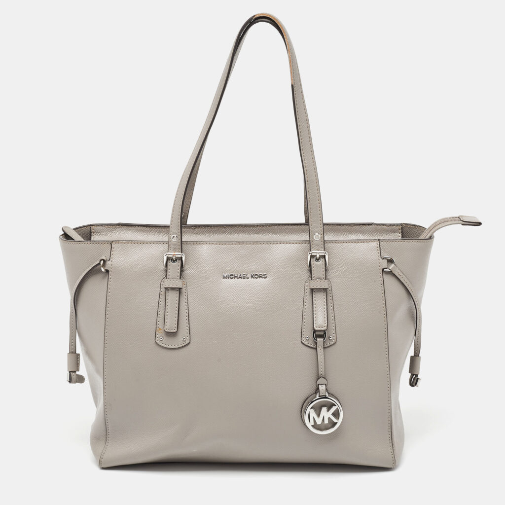 luxury-women-michael-kors-used-handbags-p923091-016 Michael Kors Grey Leather Medium Voyager Tote