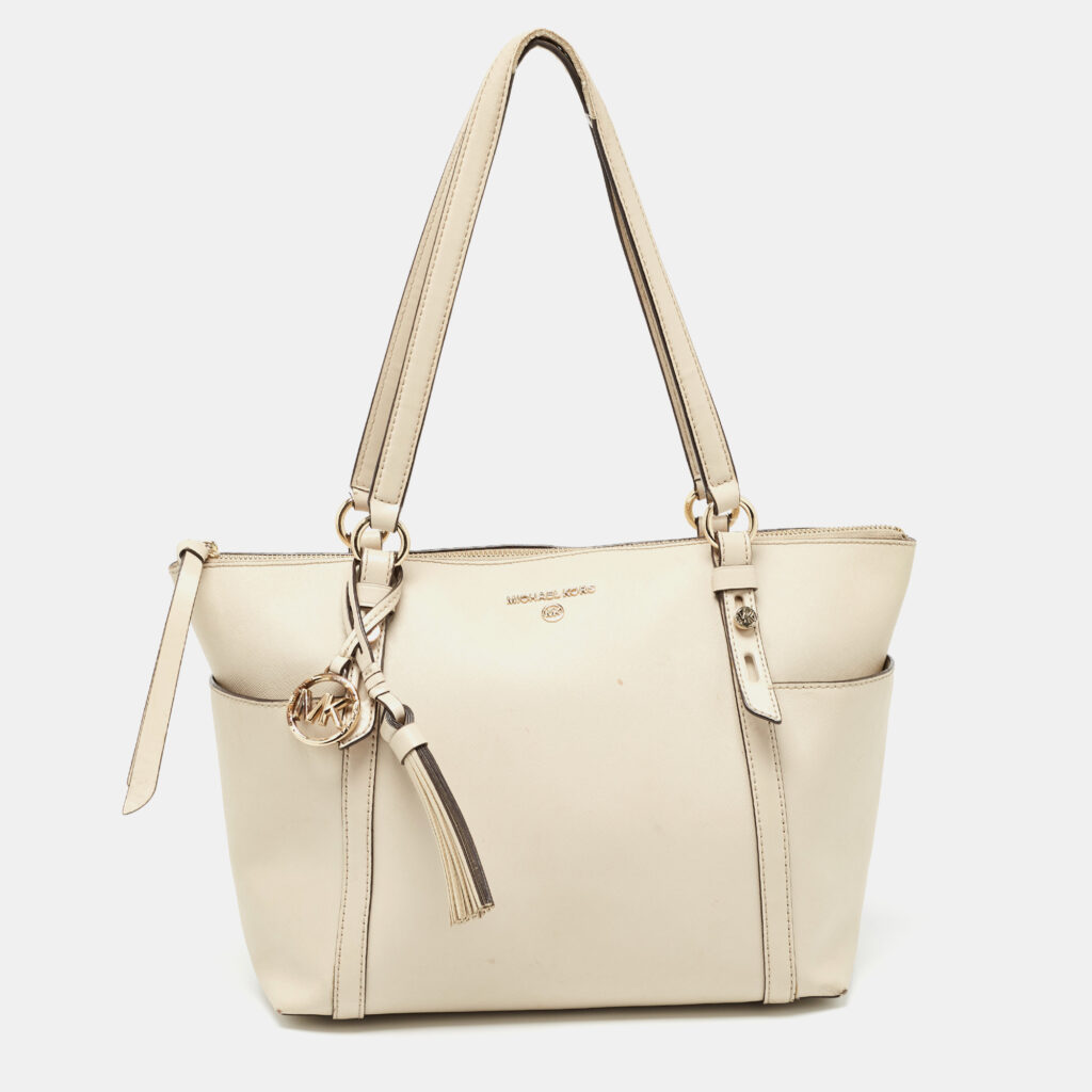 luxury-women-michael-kors-used-handbags-p971914-009 Michael Kors Light Beige Leather Medium Top Zip Jet Set Tote