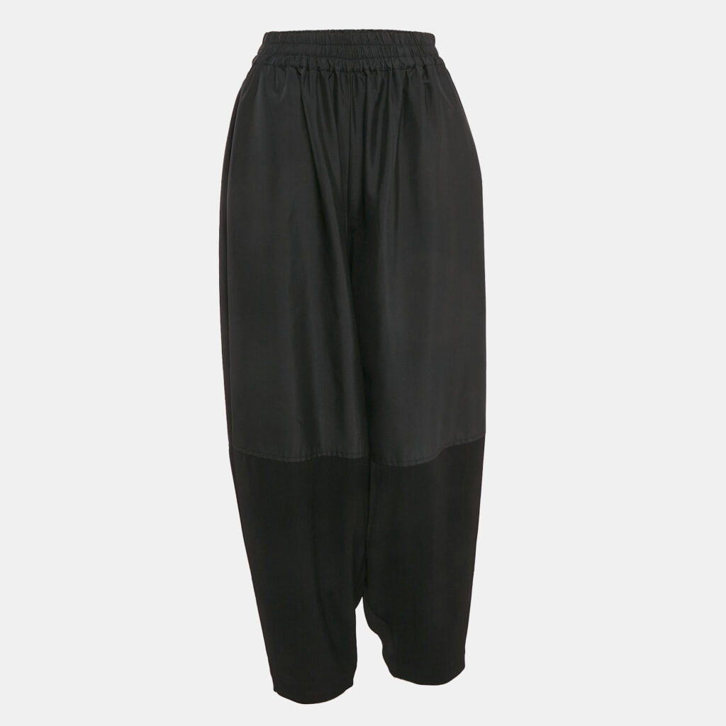 MiiN Black Crepe Paneled Pants M