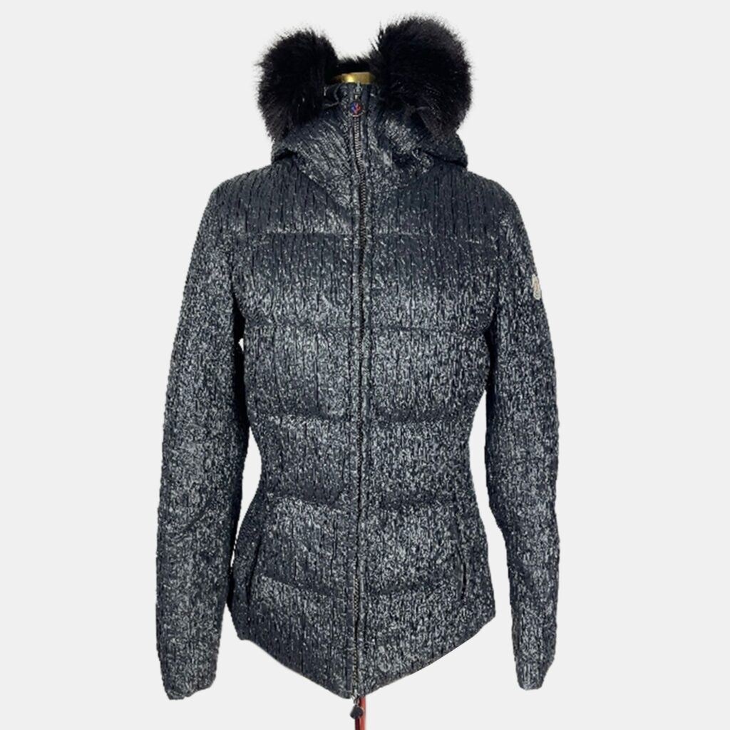 luxury-women-moncler-used-clothes-p1124092-004 Moncler Women's Jacket S