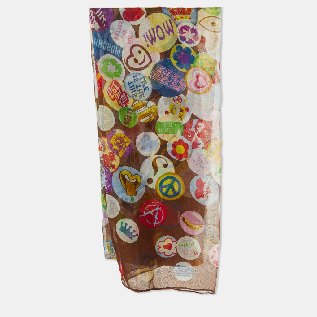 luxury-women-moschino-used-accessories-p1162381-001 Moschino Larioseta Multicolor Printed Silk Scarf