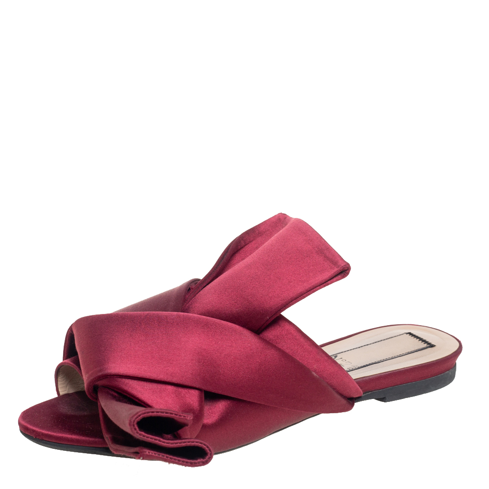 luxury-women-n21-used-shoes-p504786-003-2 N21 Burgundy Satin Knotted Flats Size 36