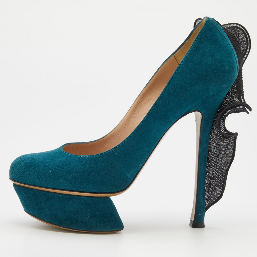 luxury-women-nicholaskirkwood-used-shoes-p717744-002 Nicholas Kirkwood Teal Blue/Black Suede and Ruffle Fabric Platform Pumps Size 37