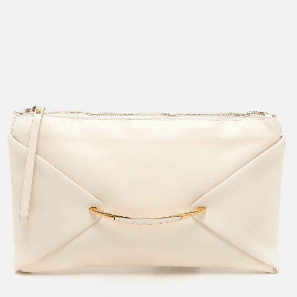 luxury-women-nina-ricci-used-handbags-p1156115-015 Nina Ricci Cream Leather Clutch