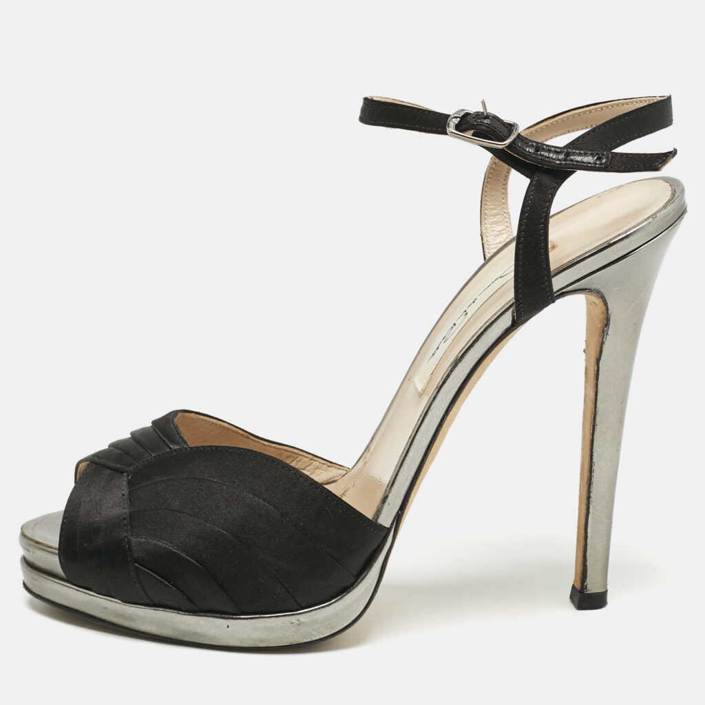 luxury-women-oscar-de-la-rentaslug-used-shoes-p1159649-010 Oscar de la Renta Black Satin Pleated Ankle Strap Sandals Size 38.5