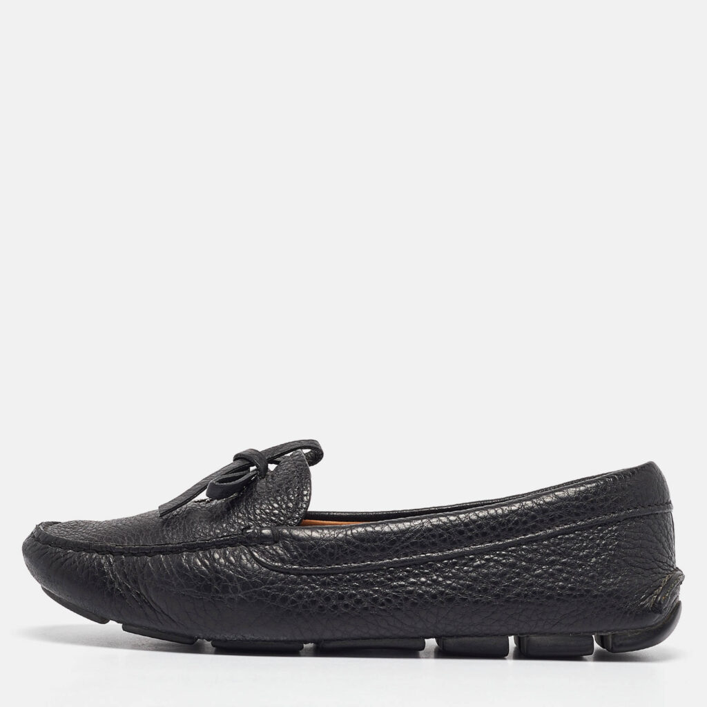 luxury-women-prada-used-shoes-p1043903-010 Prada Black Leather Slip On Loafers Size 35