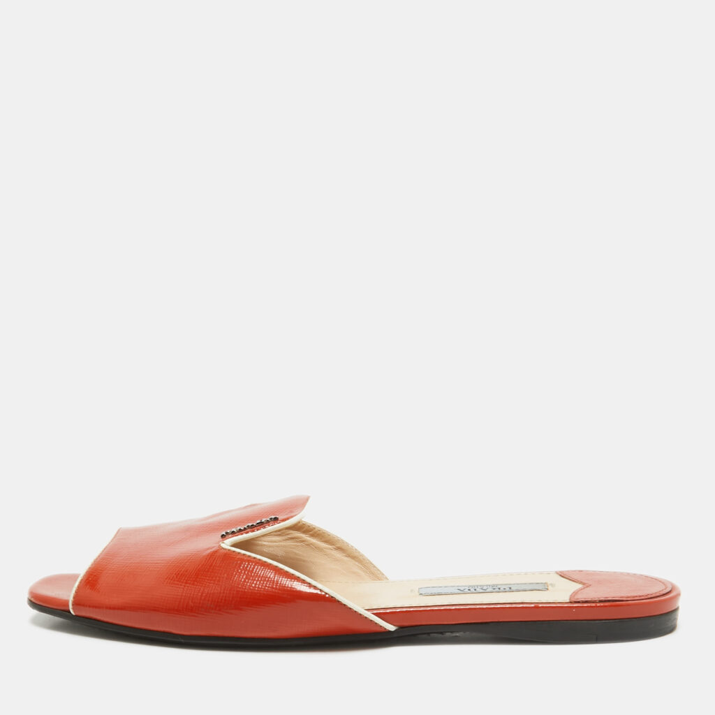 luxury-women-prada-used-shoes-p1054692-001 Prada Orange Patent Leather Flat Slides Size 36