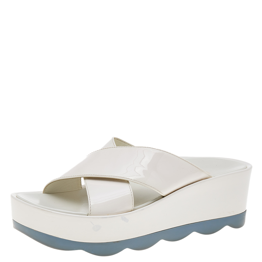 luxury-women-prada-used-shoes-p584318-006-2 Prada White Patent Leather Crisscross Platform Slide Sandals Size 38