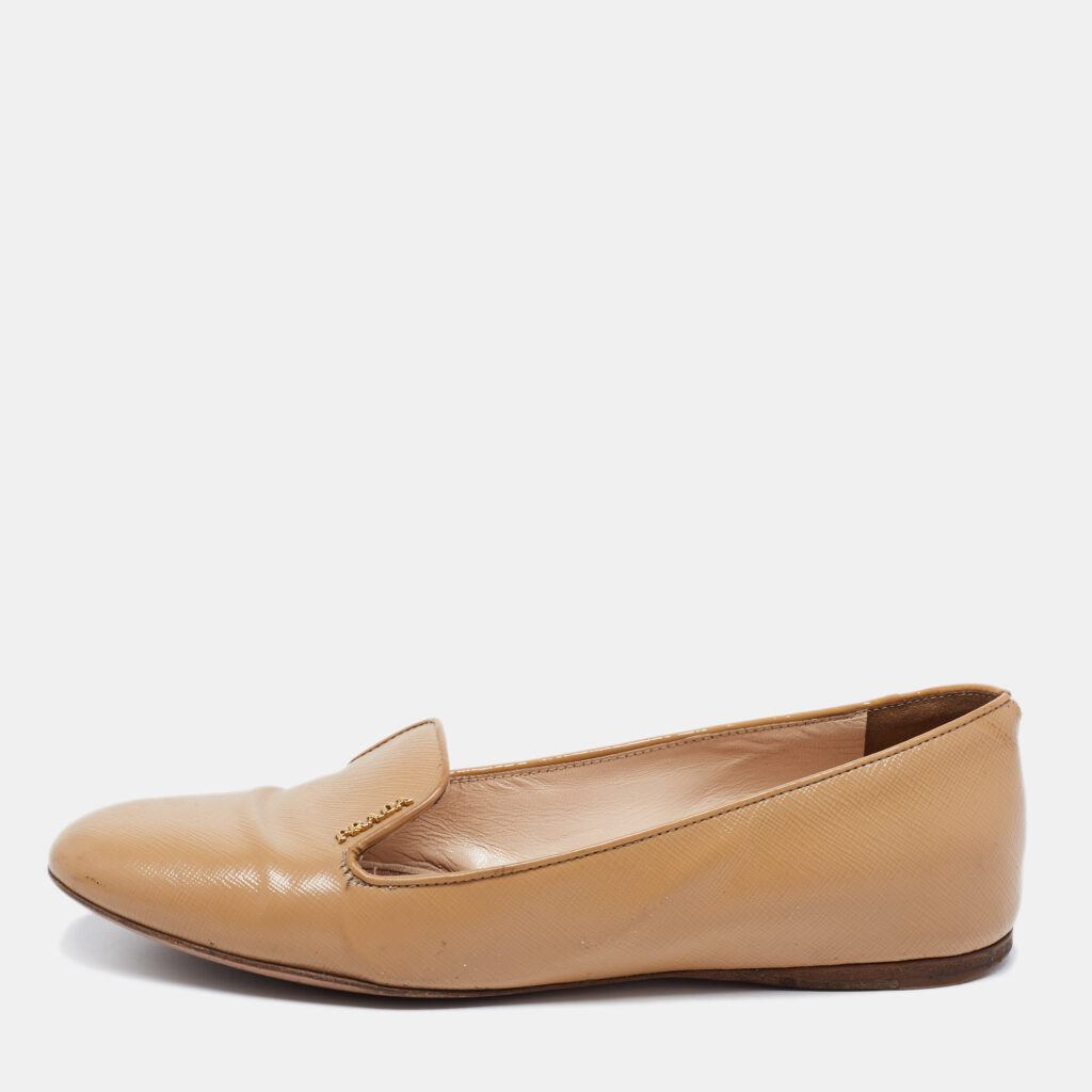 luxury-women-prada-used-shoes-p666385-003 Prada Beige Patent Leather Smoking Flats Size 37.5
