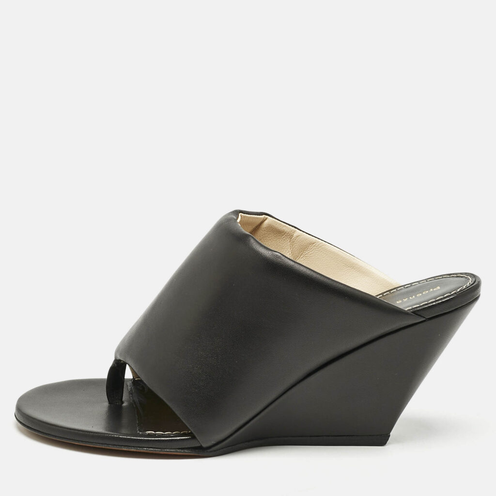 luxury-women-proenza-schouler-new-shoes-p1170340-010 Proenza Schouler Black Leather Slant Wedge Tong Sandals Size 38.5