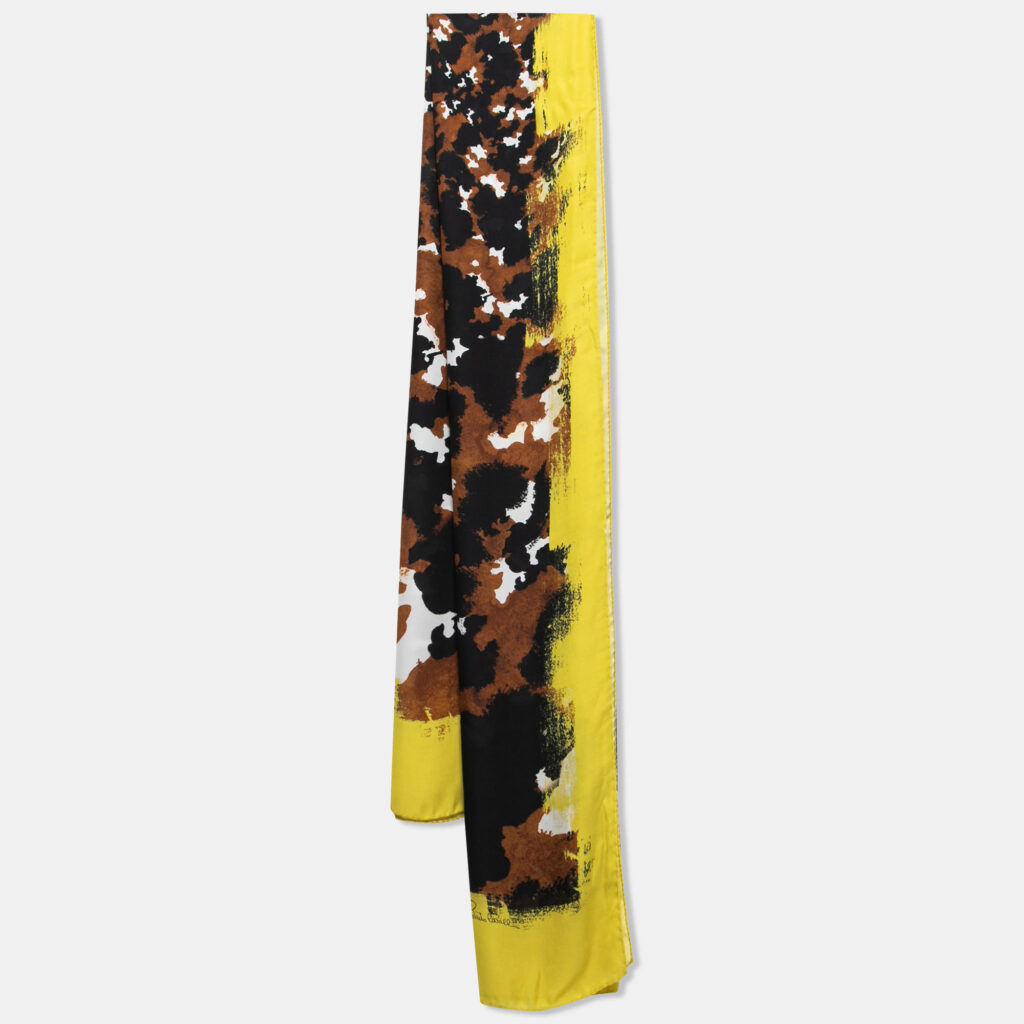 luxury-women-roberto-cavalli-used-accessories-p694596-011-1 Roberto Cavalli Multicolor Camouflage Print Silk Shawl