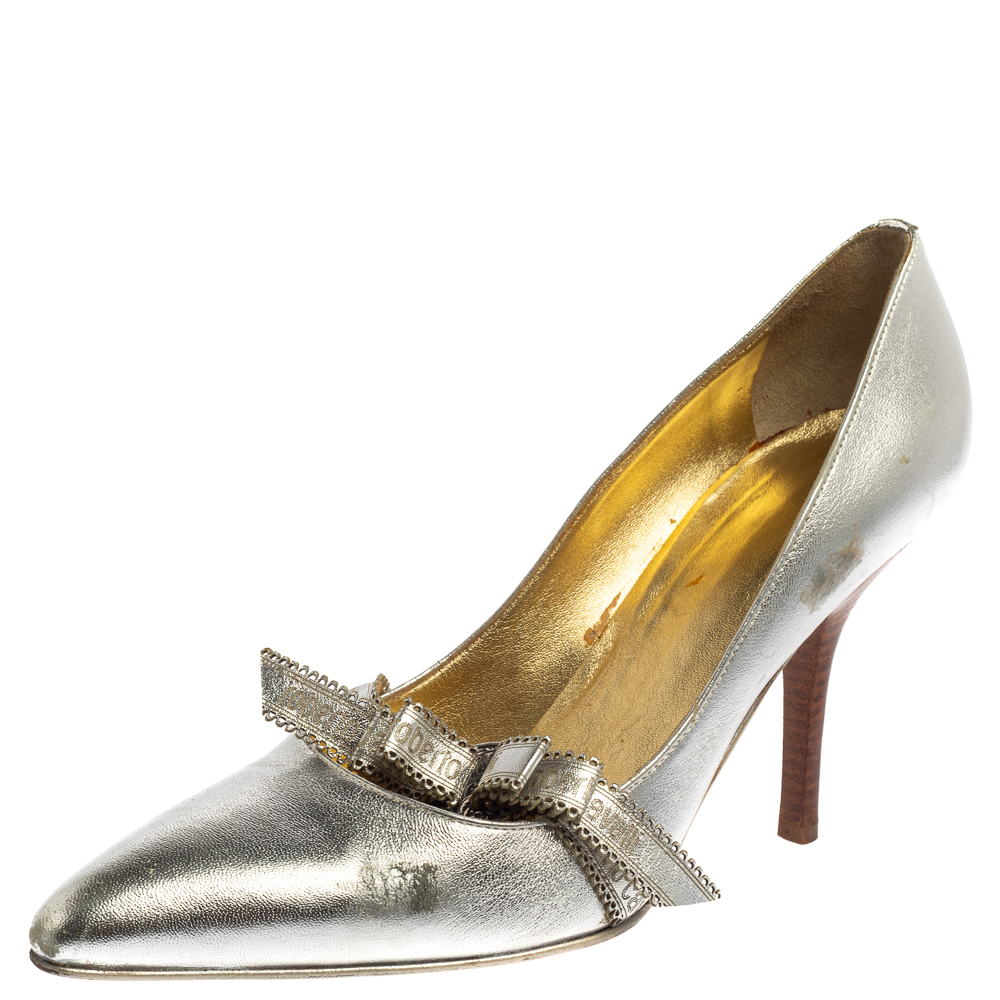 luxury-women-roberto-cavalli-used-shoes-p392341-004 Roberto Cavalli Silver Leather Slip On Pointed Toe Pumps Size 38