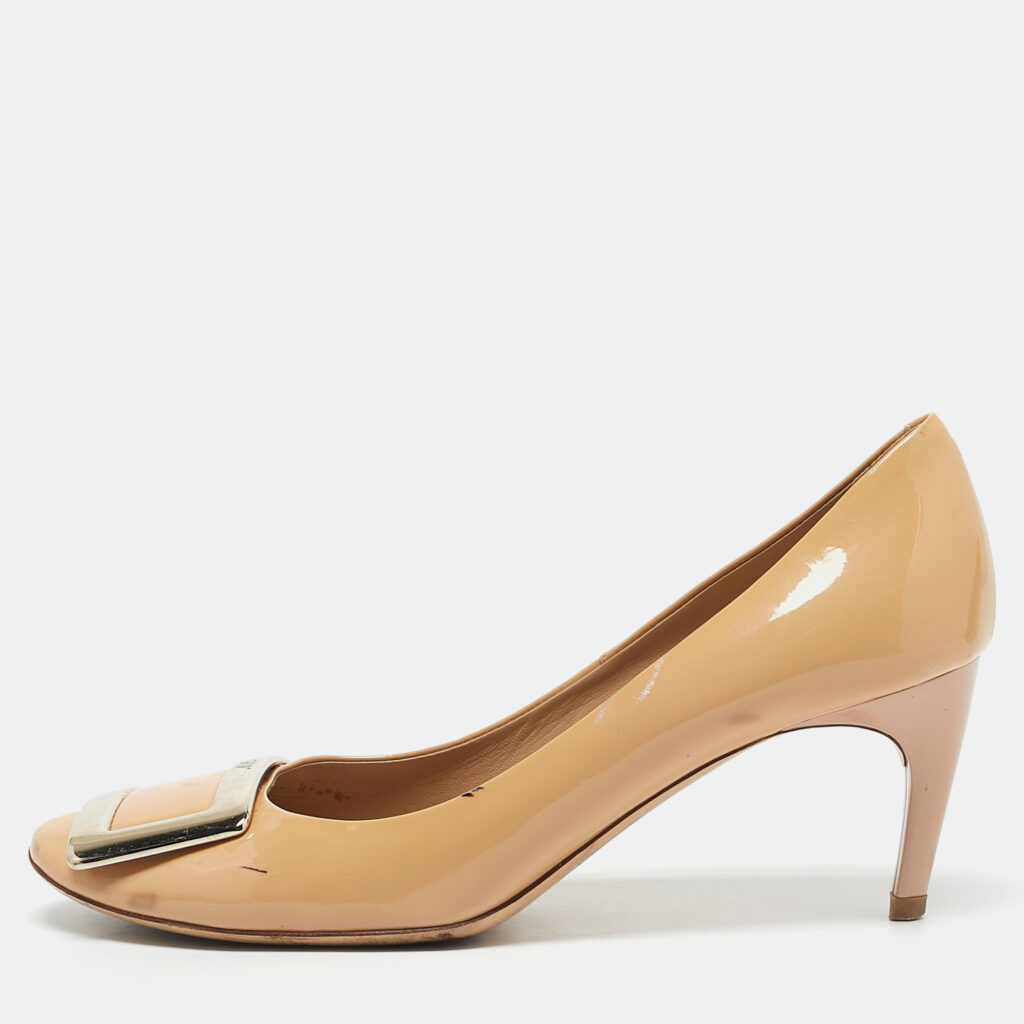 luxury-women-roger-vivier-used-shoes-p1158575-009 Roger Vivier Beige Patent Leather Metal Logo Round toe Pumps Size 37.5