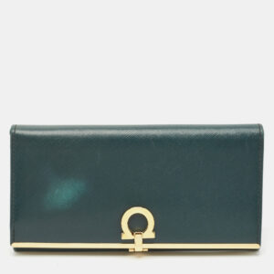 Salvatore Ferragamo Green Leather Gancio Clasp Continental Wallet
