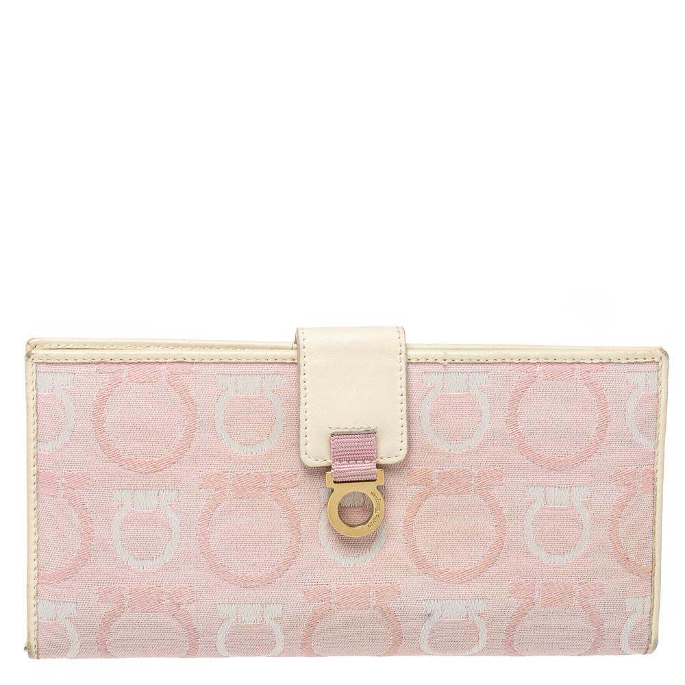 luxury-women-salvatore-ferragamo-used-handbags-p384983-008 Salvatore Ferragamo Pink/Cream Gancini Canvas and Leather Wallet
