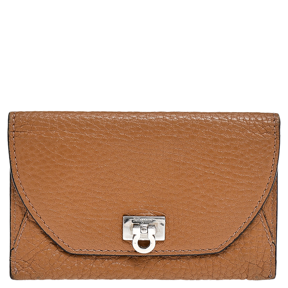luxury-women-salvatore-ferragamo-used-handbags-p520548-006-2 Salvatore Ferragamo Brown Leather Gancio Flap Card Holder