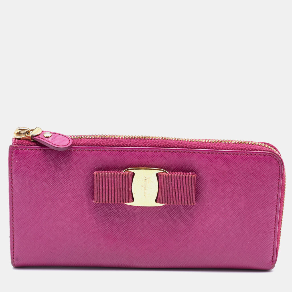 luxury-women-salvatore-ferragamo-used-handbags-p751140-008 Salvatore Ferragamo Pink Saffiano Leather Vara Bow Zip Continental Wallet