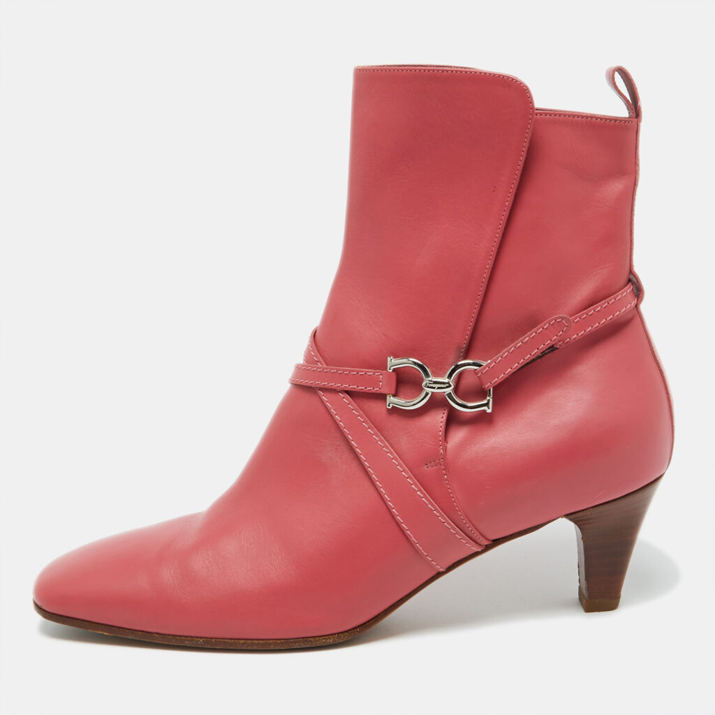 luxury-women-salvatore-ferragamo-used-shoes-p1073830-001 Salvatore Ferragamo Coral Pink Leather Gancini Ankle Length Boots Size 39