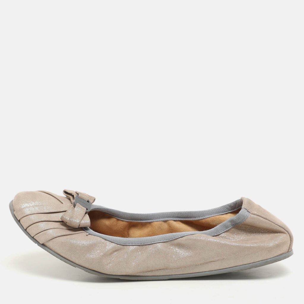 luxury-women-salvatore-ferragamo-used-shoes-p1139056-010 Salvatore Ferragamo Metallic Beige Suede Vara Bow Scrunch Ballet Flats Size 38