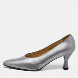 Salvatore Ferragamo Grey Leather Round Toe Pumps Size 40.5