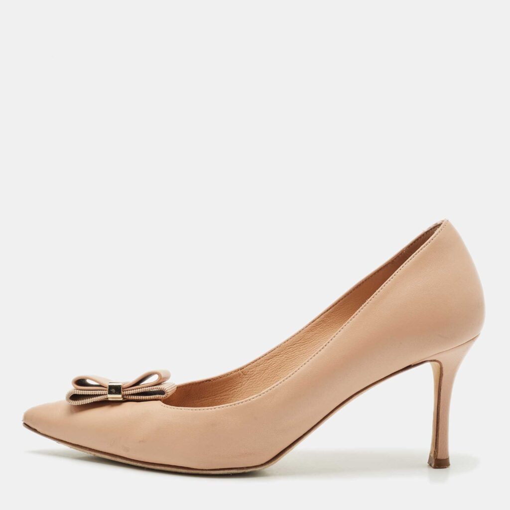 luxury-women-salvatore-ferragamo-used-shoes-p1152749-003 Salvatore Ferragamo Blush Pink Leather Bow Pumps Size 37.5
