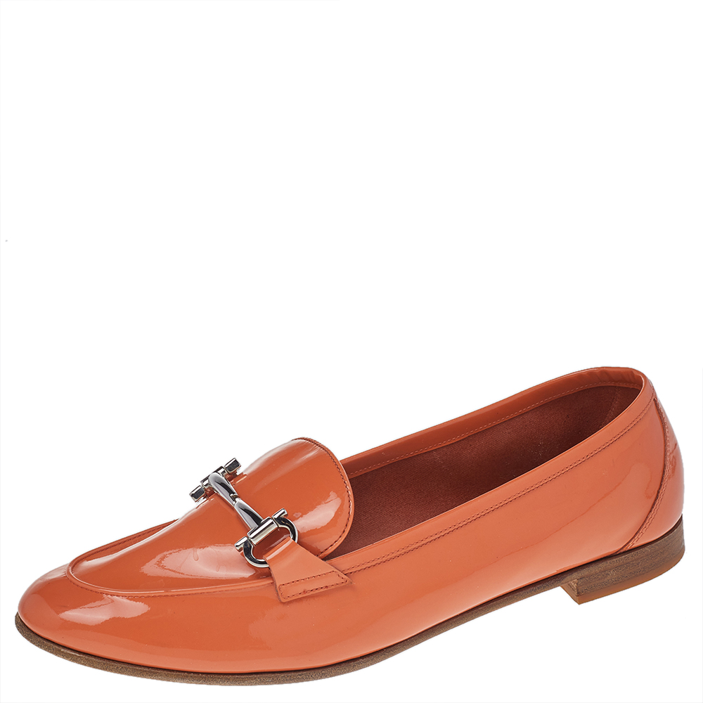 luxury-women-salvatore-ferragamo-used-shoes-p492463-002 Salvatore Ferragamo Orange Patent Leather Funes Gancio Bit Loafers Size 40.5