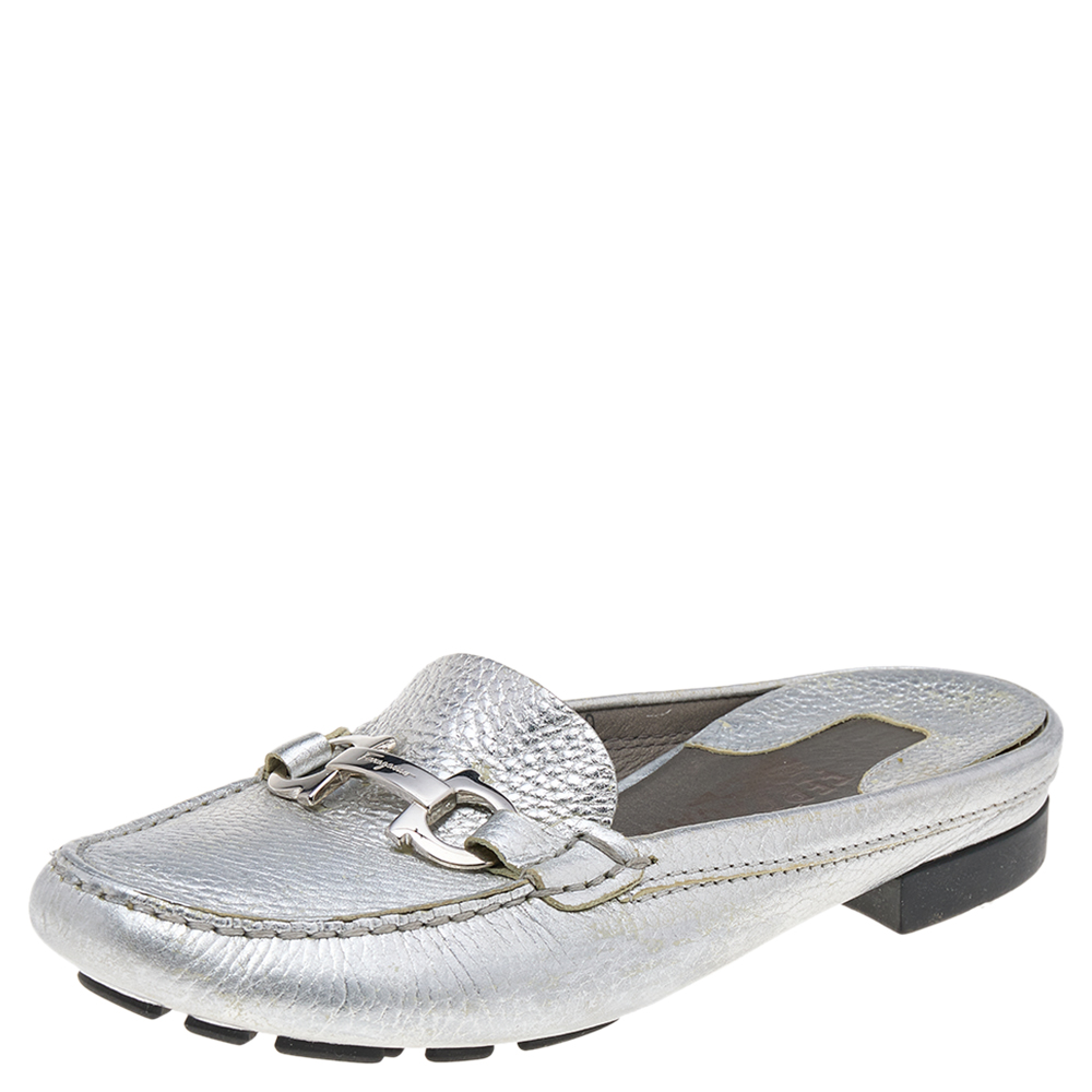 luxury-women-salvatore-ferragamo-used-shoes-p569270-001 Salvatore Ferragamo Silver Leather Gancini Slip On Mules Size 38.5