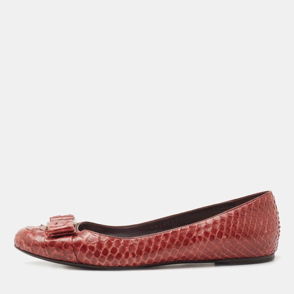 luxury-women-salvatore-ferragamo-used-shoes-p792016-003 Salvatore Ferragamo Burgundy Python Varina Ballet Flats Size 37