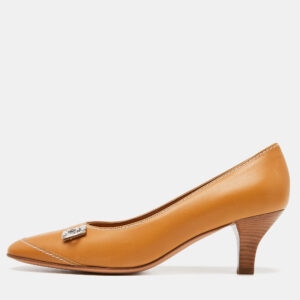 Salvatore Ferragamo Beige Leather Fresia Pumps Size 36
