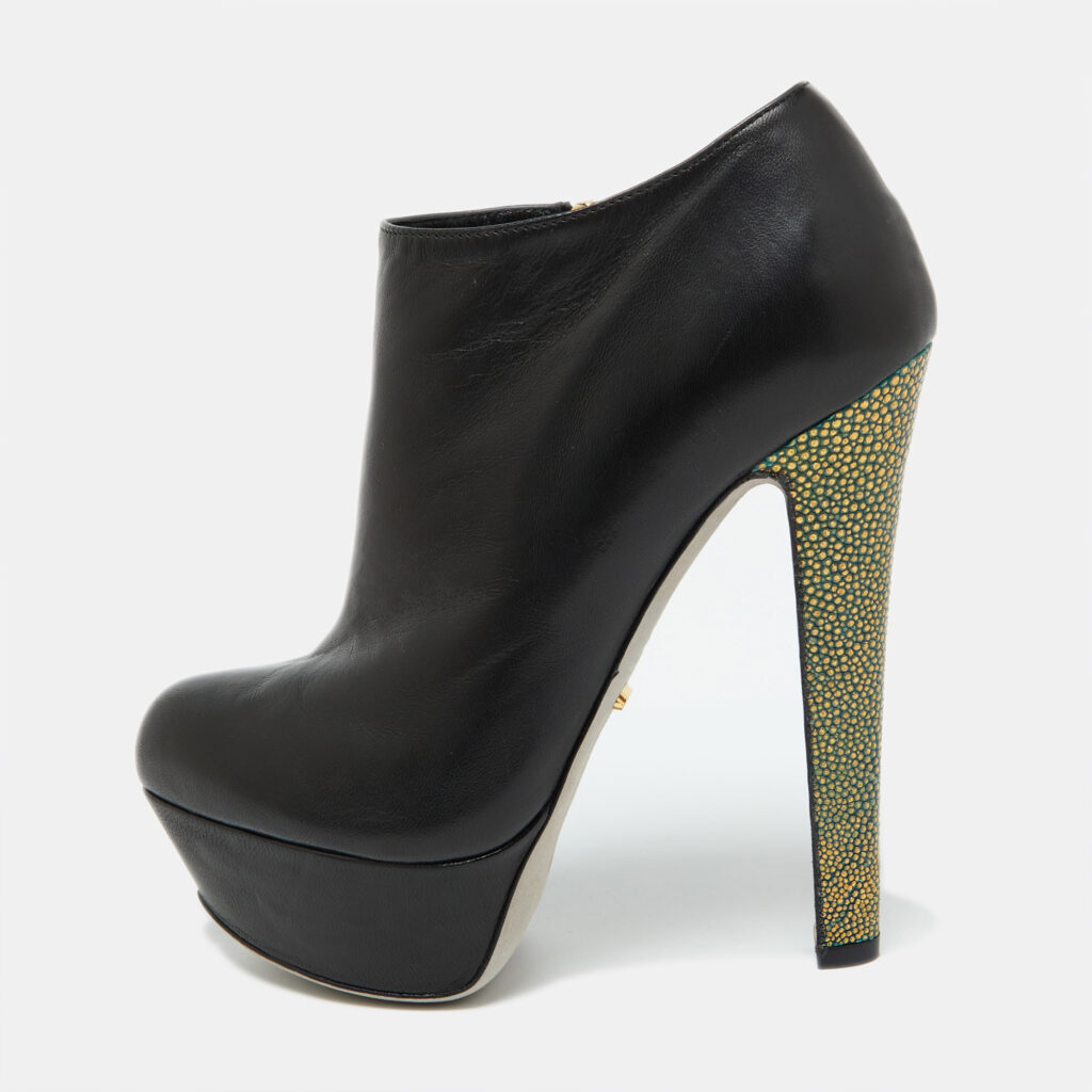 luxury-women-sergio-rossi-used-shoes-p1073837-001 Sergio Rossi Black Leather Platform Ankle Length Booties Size 34.5