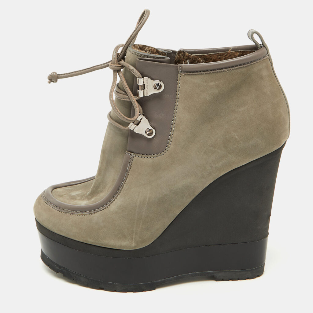 luxury-women-sergio-rossi-used-shoes-p1092349-004 Sergio Rossi Grey Nubuck Leather Woolen Wedge Ankle Boots Size 38