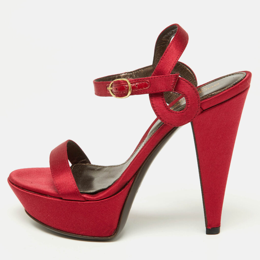 luxury-women-sergio-rossi-used-shoes-p996626-010 Sergio Rossi Red Satin Ankle Strap Sandals Size 34.5