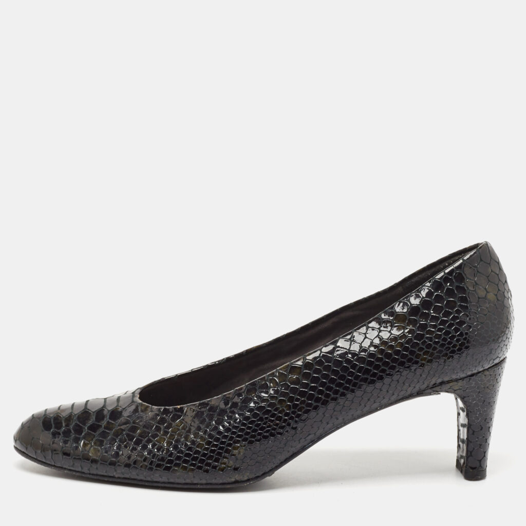luxury-women-stuart-weitzman-used-shoes-p1094038-002 Stuart Weitzman Black Croc Embossed Patent Leather Pumps Size 41