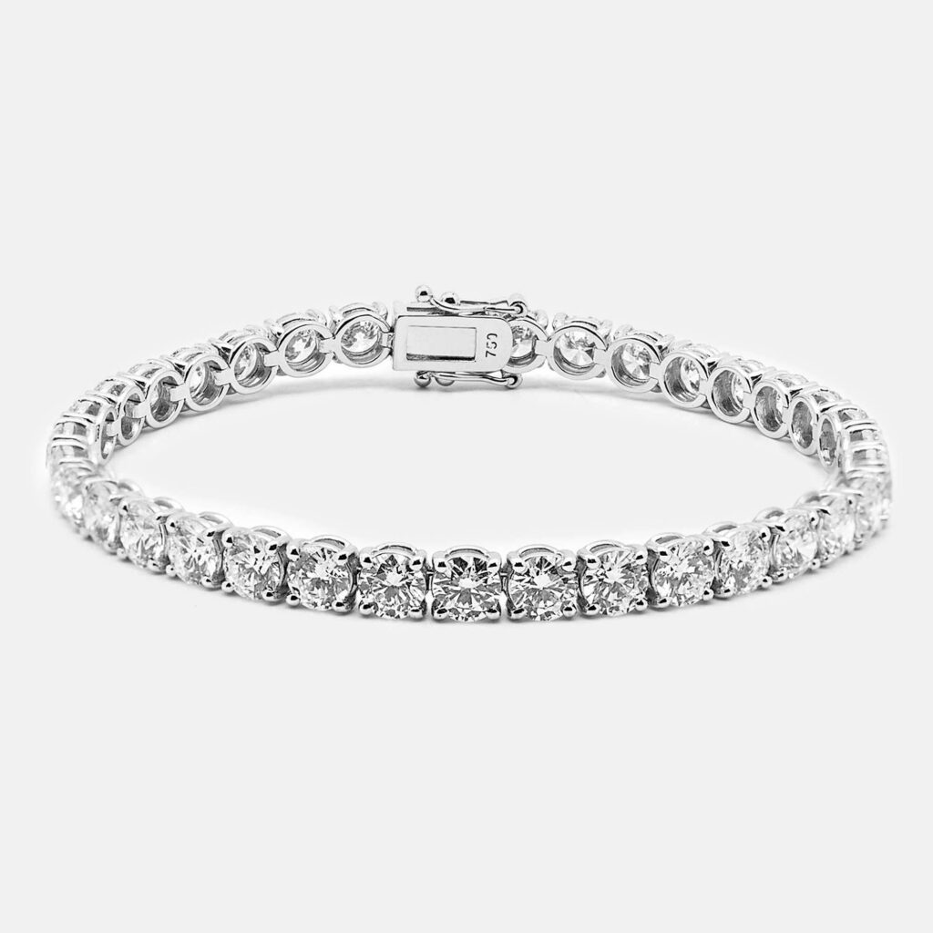 luxury-women-the-diamond-edit-new-fine-jewelry-p1104948-002.jpg 13.6 cts Round Brilliant Cut 18k White Gold Cut Lab Grown Diamonds Tennis Bracelet
